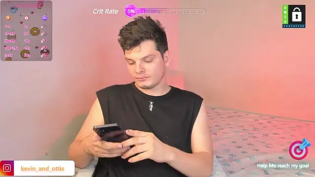 Snapshot of _Ottis_ chatting on 01.09.25 Ottis online show from 01.09.25