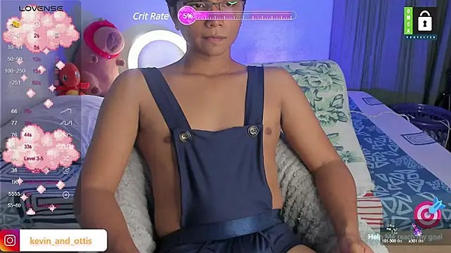 Snapshot of _Ottis_ chatting on 01.24.25 Ottis online show from 01.24.25