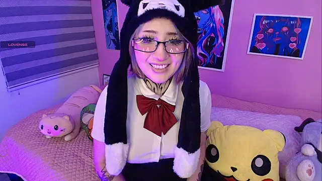 Miwa violet online show from 04.05.26