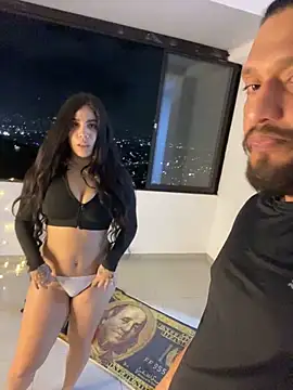 Snapshot of Cuteandhornyy chatting on 03.13.26 Cuteandhornyy online show from 03.13.26