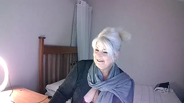 Miahotmilf online show from 02.02.25