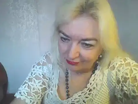 Snapshot of Meri798 chatting on 12.18.24 Meri798 online show from 12.18.24