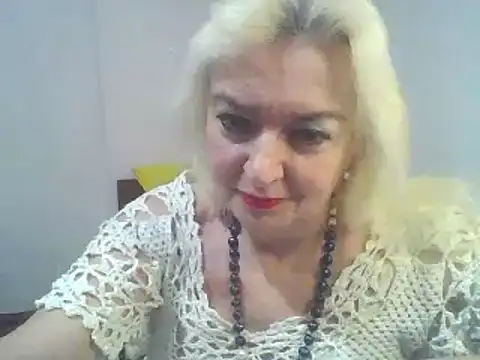 Snapshot of Meri798 chatting on 12.18.24 Meri798 online show from 12.18.24
