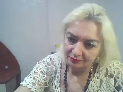 Snapshot of Meri798 chatting on 12.18.24 Meri798 online show from 12.18.24