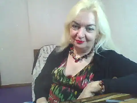 Snapshot of Meri798 chatting on 02.15.25 Meri798 online show from 02.15.25
