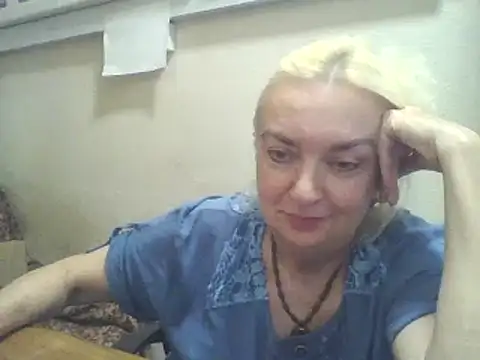 Snapshot of Meri798 chatting on 09.16.25 Meri798 online show from 09.16.25