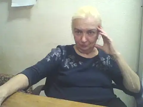 Snapshot of Meri798 chatting on 10.05.25 Meri798 online show from 10.05.25