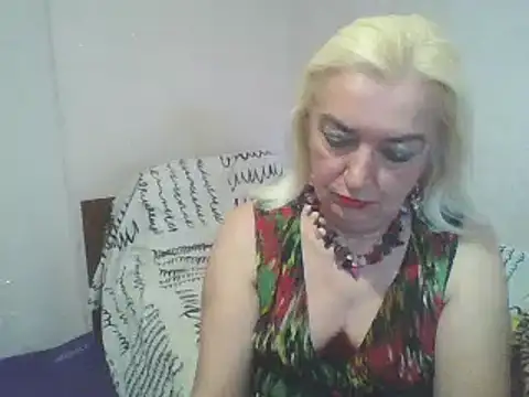Snapshot of Meri798 chatting on 10.09.25 Meri798 online show from 10.09.25