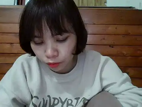 Snapshot of Angela-Eira chatting on 02.08.25 Angela-Eira online show from 02.08.25