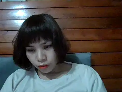 Snapshot of Angela-Eira chatting on 03.05.25 Angela-Eira online show from 03.05.25