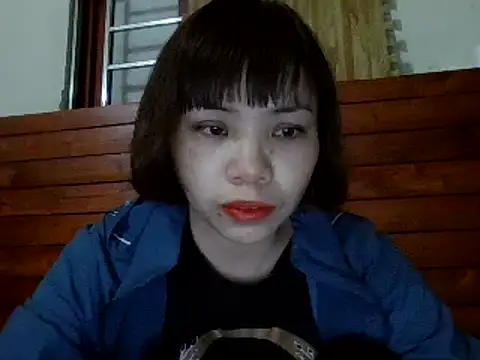 Snapshot of Angela-Eira chatting on 03.10.25 Angela-Eira online show from 03.10.25