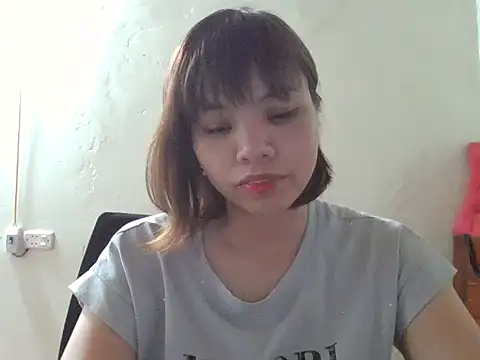 Snapshot of Angela-Eira chatting on 10.06.25 Angela-Eira online show from 10.06.25
