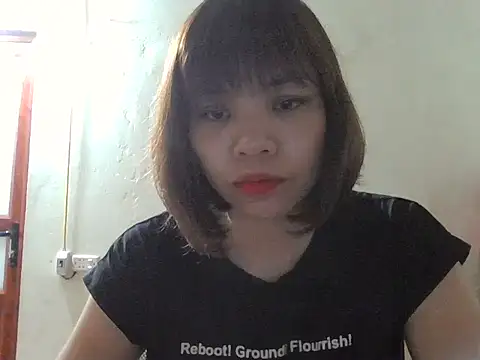 Snapshot of Angela-Eira chatting on 10.07.25 Angela-Eira online show from 10.07.25