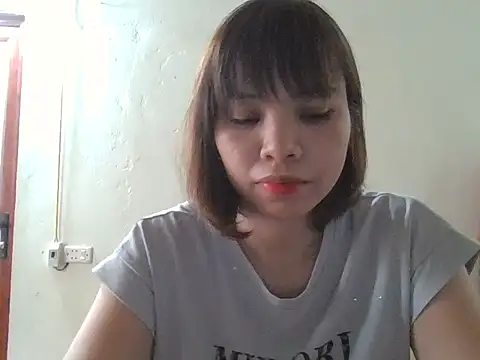 Snapshot of Angela-Eira chatting on 10.09.25 Angela-Eira online show from 10.09.25
