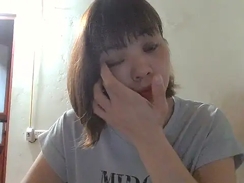 Snapshot of Angela-Eira chatting on 10.12.25 Angela-Eira online show from 10.12.25