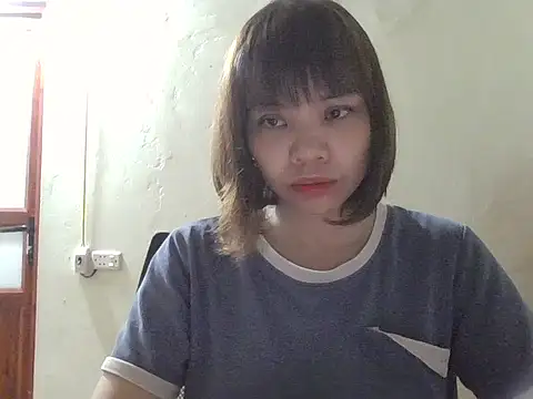 Snapshot of Angela-Eira chatting on 10.16.25 Angela-Eira online show from 10.16.25