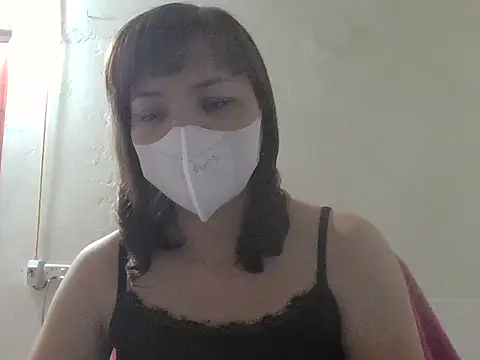 Snapshot of Angela-Eira chatting on 04.24.26 Angela-Eira online show from 04.24.26