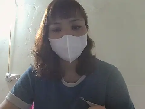 Snapshot of Angela-Eira chatting on 05.05.26 Angela-Eira online show from 05.05.26