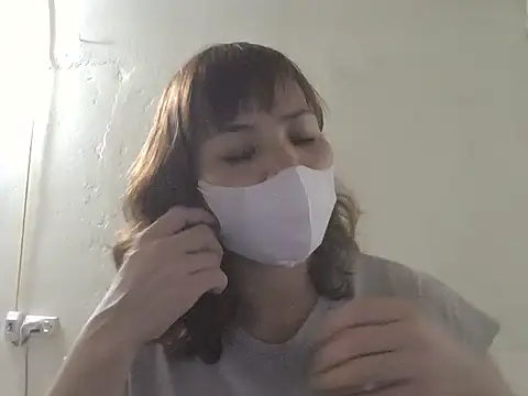 Snapshot of Angela-Eira chatting on 05.17.26 Angela-Eira online show from 05.17.26