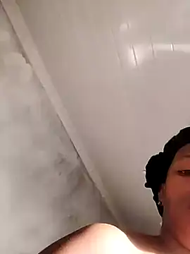 lovelyassbitch online show from 02.15.25