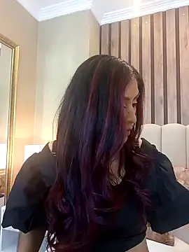 MonicaMoret online show from 02.26.25