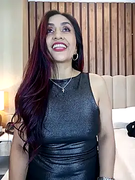 MonicaMoret online show from 03.12.25