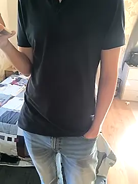 Snapshot of Naked_Ben chatting on 09.19.25 Naked Ben online show from 09.19.25