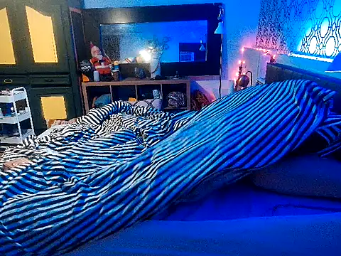 RawRyder8 online show from 09.19.25