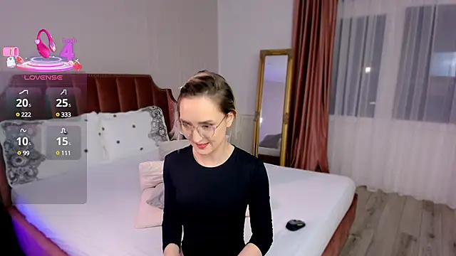 CharmingAnnie online show from 03.12.25