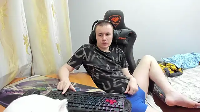 iliaskrislove online show from 10.12.25