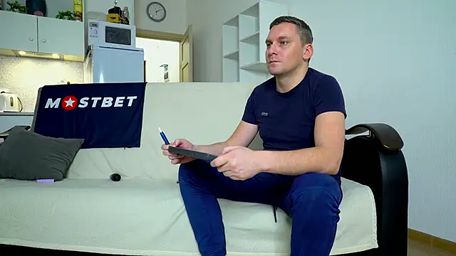 littlesweettifany online show from 12.18.24