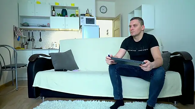 littlesweettifany online show from 02.10.25