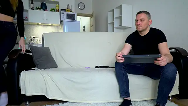 littlesweettifany online show from 03.18.25