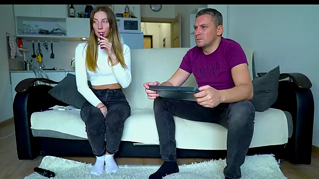 littlesweettifany online show from 10.06.25