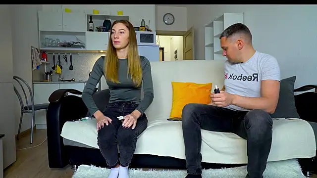 littlesweettifany online show from 10.13.25