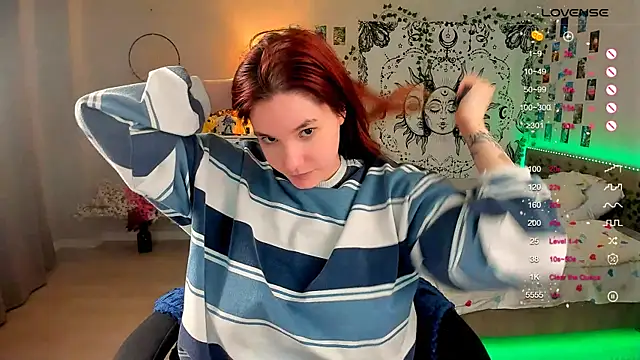 Snapshot of callmekatesmith chatting on 12.15.24 callmekatesmith online show from 12.15.24