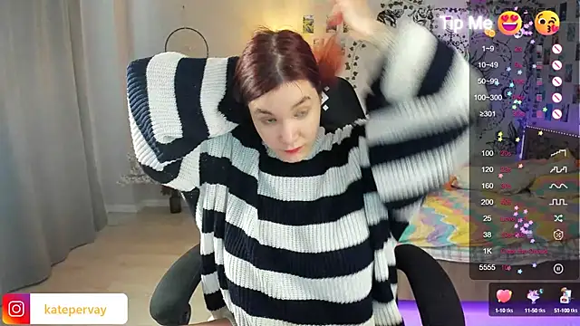 Snapshot of callmekatesmith chatting on 02.06.25 callmekatesmith online show from 02.06.25
