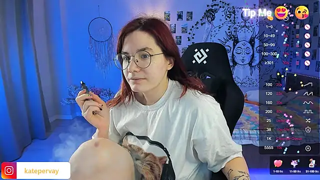 Snapshot of callmekatesmith chatting on 02.13.25 callmekatesmith online show from 02.13.25
