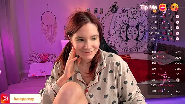 Snapshot of callmekatesmith chatting on 02.28.25 callmekatesmith online show from 02.28.25