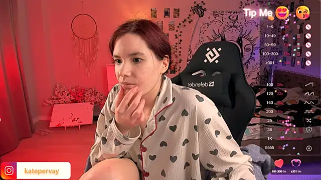 Snapshot of callmekatesmith chatting on 03.01.25 callmekatesmith online show from 03.01.25