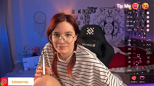 Snapshot of callmekatesmith chatting on 03.02.25 callmekatesmith online show from 03.02.25