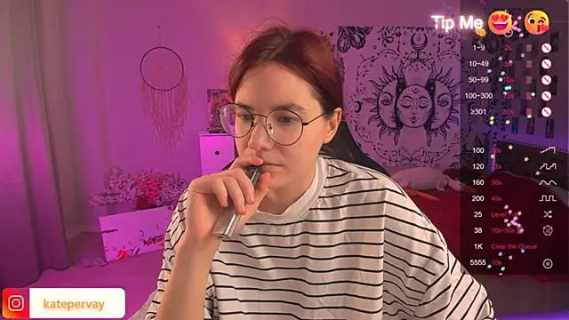 Snapshot of callmekatesmith chatting on 03.08.25 callmekatesmith online show from 03.08.25