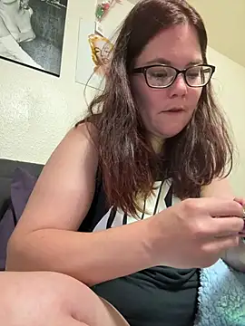Snapshot of FreakNastyLacie chatting on 06.24.26 FreakNastyLacie online show from 06.24.26