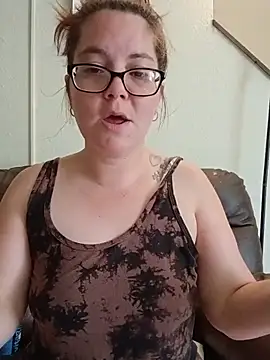 Snapshot of FreakNastyLacie chatting on 07.18.26 FreakNastyLacie online show from 07.18.26