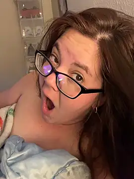 Snapshot of FreakNastyLacie chatting on 07.29.26 FreakNastyLacie online show from 07.29.26