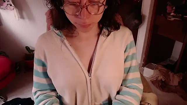 emily pearl  online show from 11.16.25