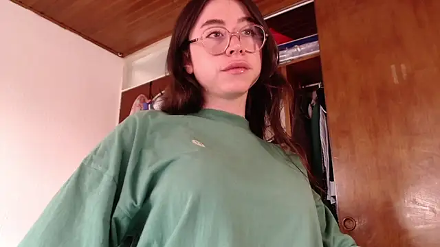 emily pearl  online show from 11.20.25