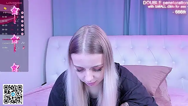 Alice Halle online show from 11.12.25