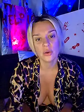 SpicyVicky online show from 10.19.25