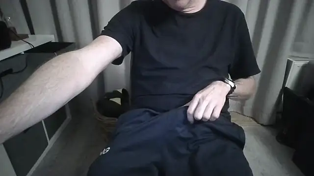 Snapshot of Michealtje85 chatting on 03.23.26 Michealtje85 online show from 03.23.26